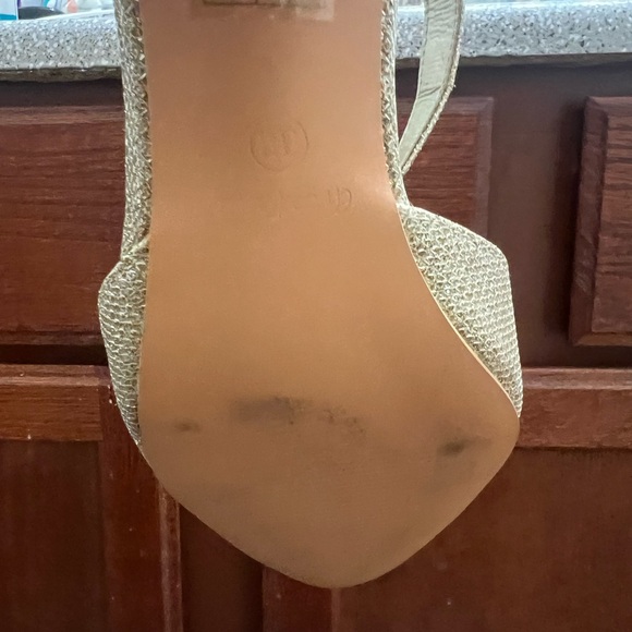 Women's Ankle Strap Closed Toe Low Block Heel Wedding Dress Dorsay Pumps - Picture 3 of 13